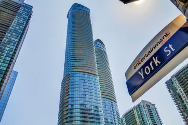 Condo Downtown, Cn Tower, Financial District Торонто Екстер'єр фото