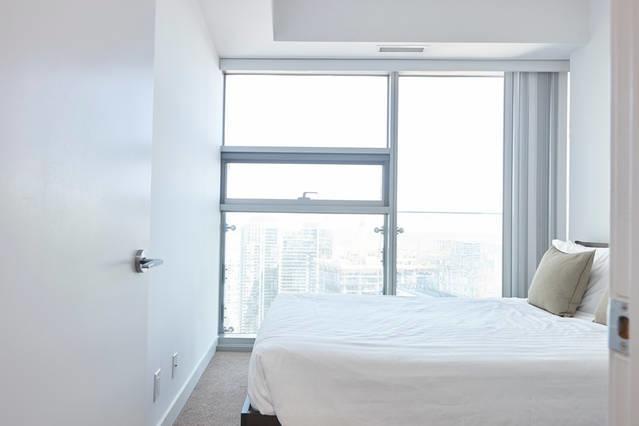 Condo Downtown, Cn Tower, Financial District Торонто Номер фото