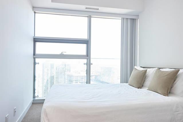 Condo Downtown, Cn Tower, Financial District Торонто Номер фото