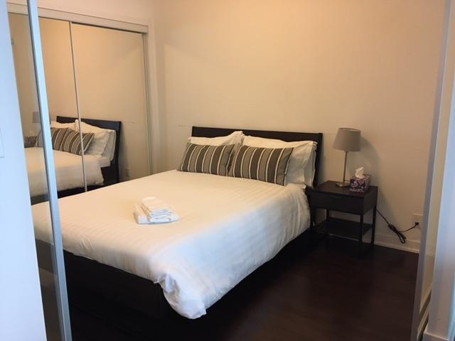 Condo Downtown, Cn Tower, Financial District Торонто Номер фото