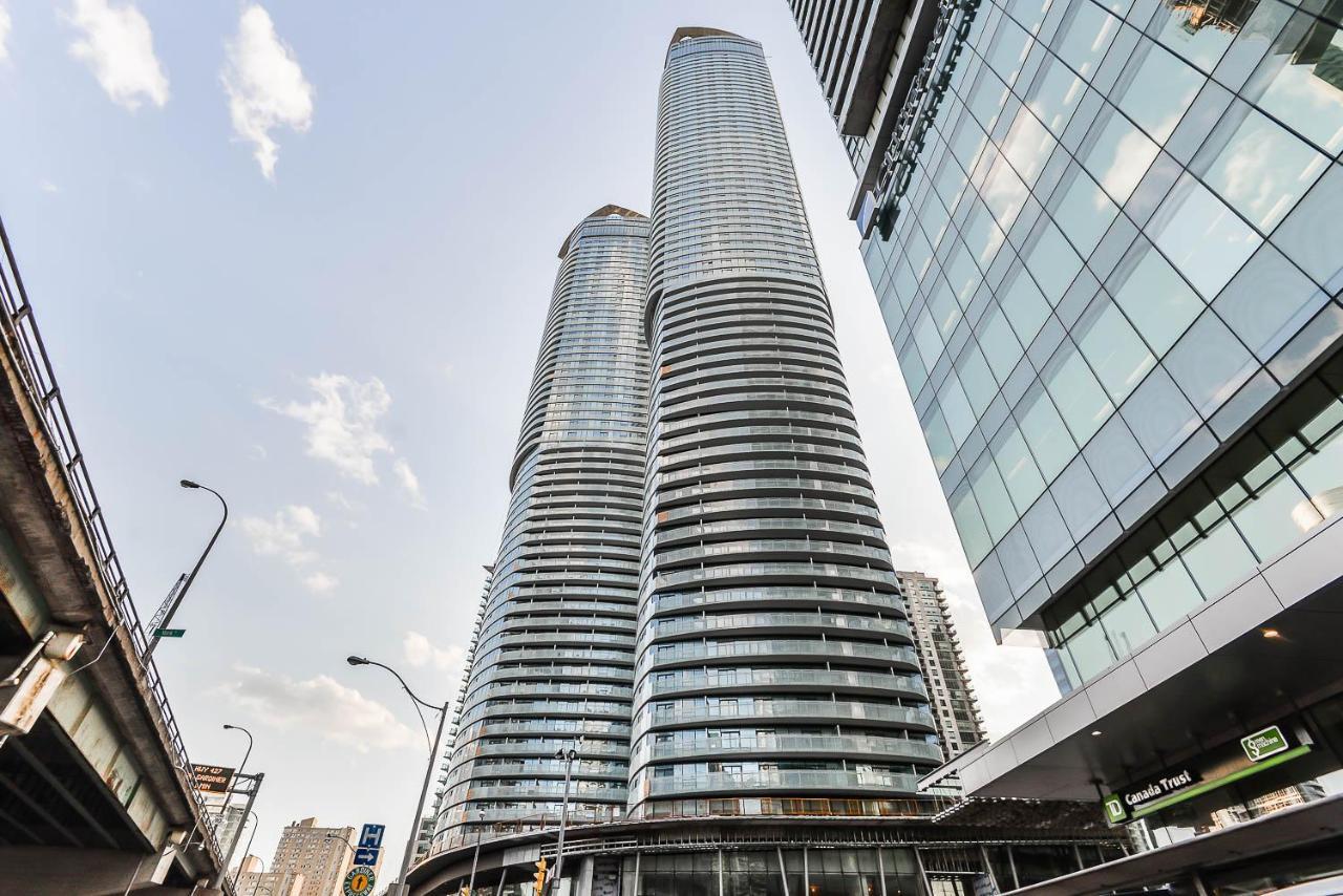 Condo Downtown, Cn Tower, Financial District Торонто Екстер'єр фото