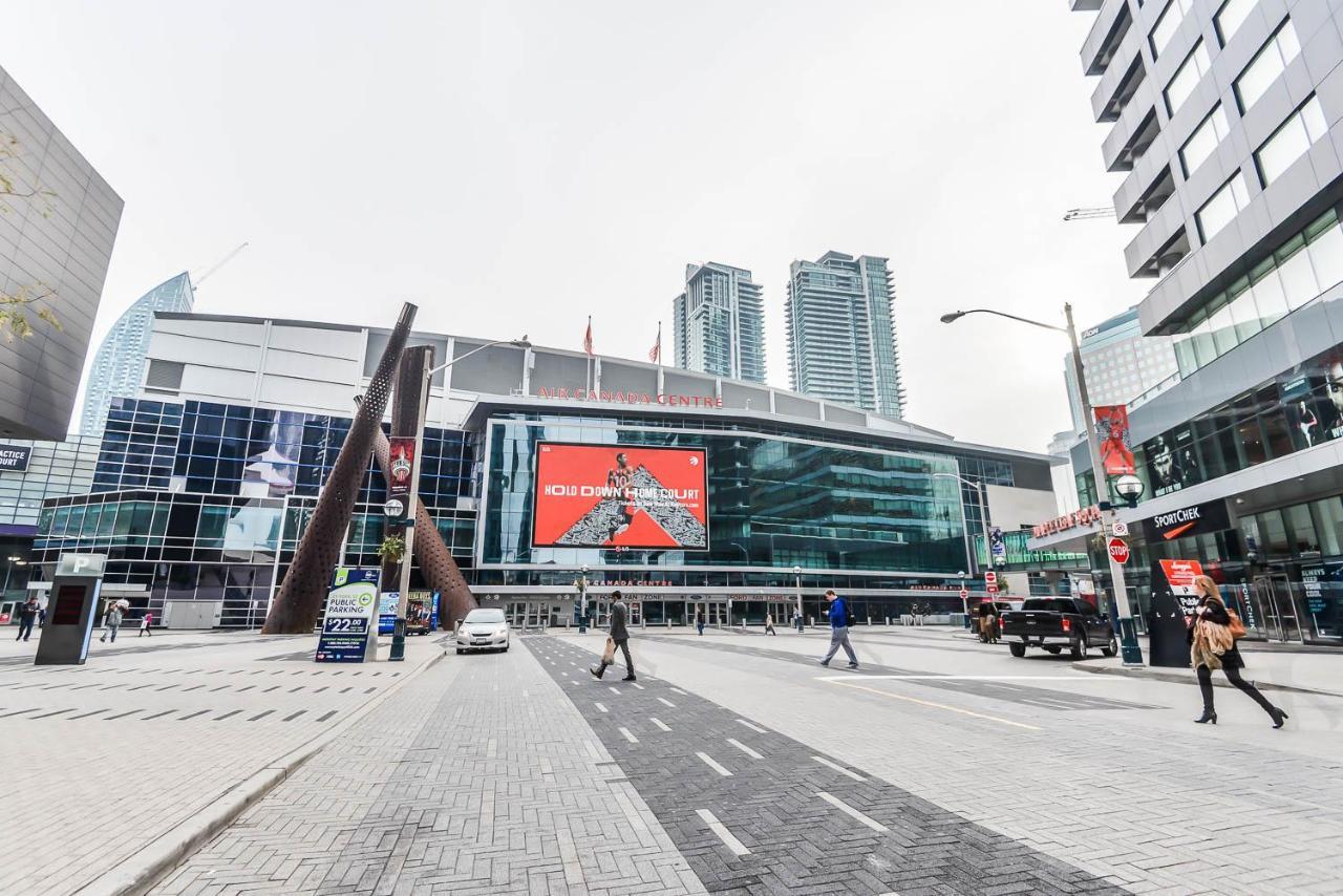 Condo Downtown, Cn Tower, Financial District Торонто Екстер'єр фото