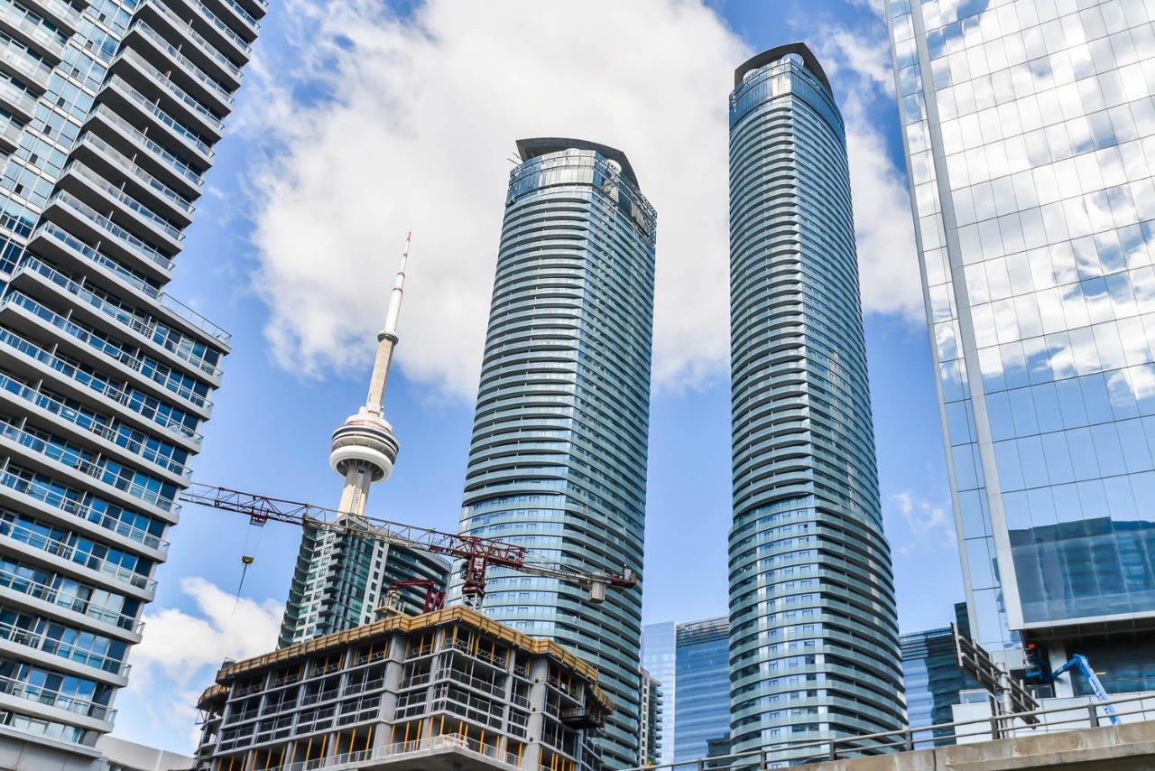 Condo Downtown, Cn Tower, Financial District Торонто Екстер'єр фото