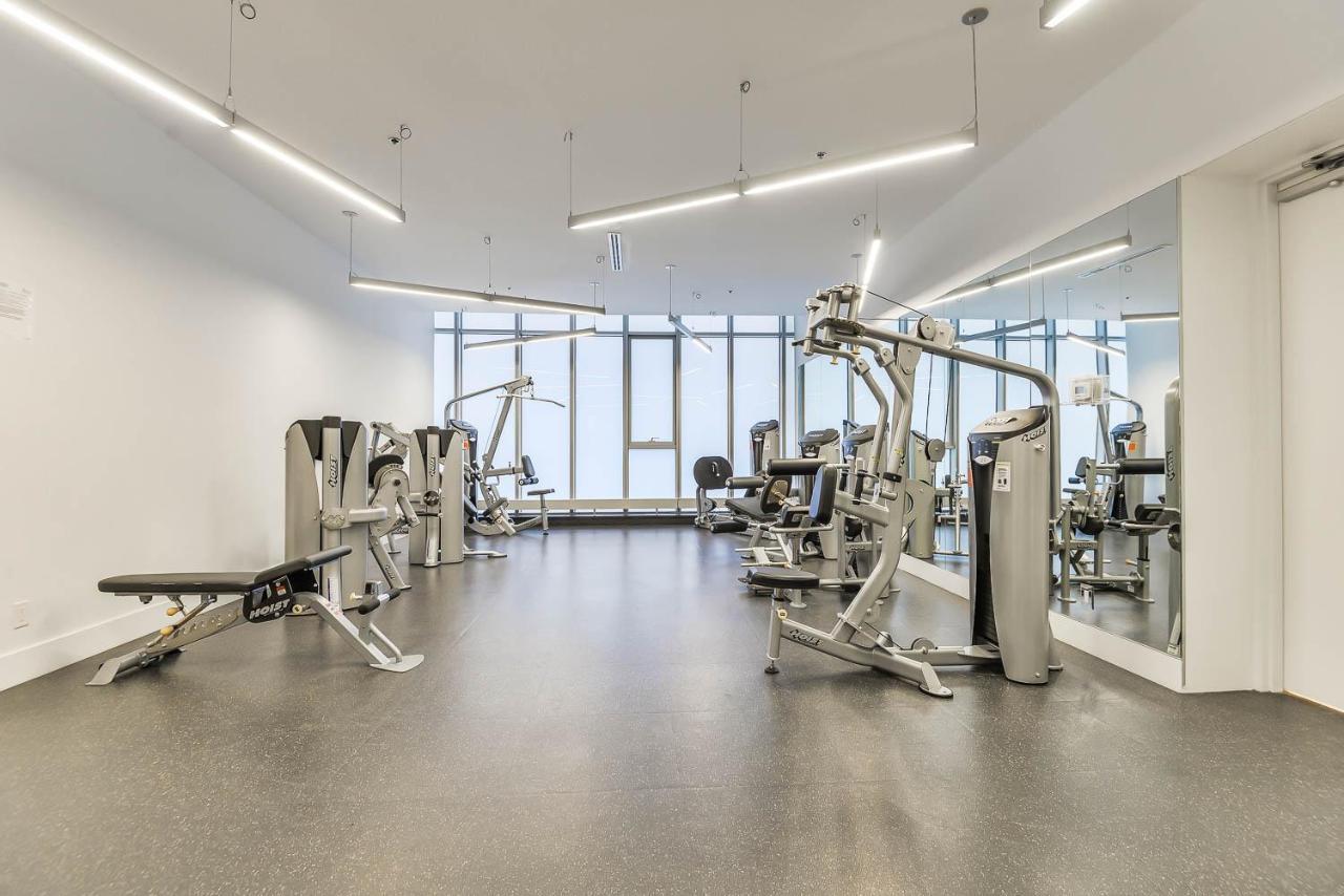 Condo Downtown, Cn Tower, Financial District Торонто Екстер'єр фото
