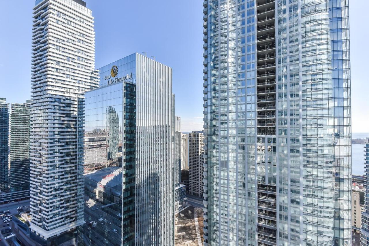 Condo Downtown, Cn Tower, Financial District Торонто Екстер'єр фото